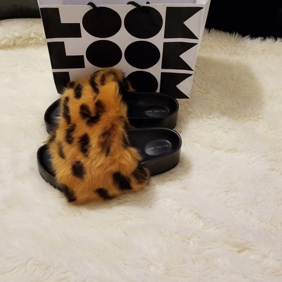 Nwob Authentic celine leopard print fur slides - Picture 3 of 7